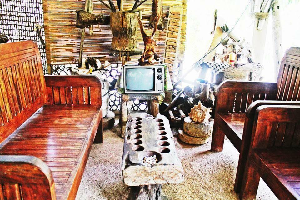 팡라오 Bohol Coco Farm 호스텔 외부 사진